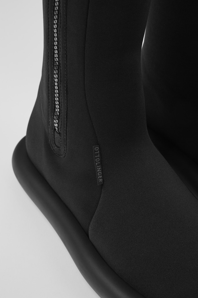 K400697-002_DF